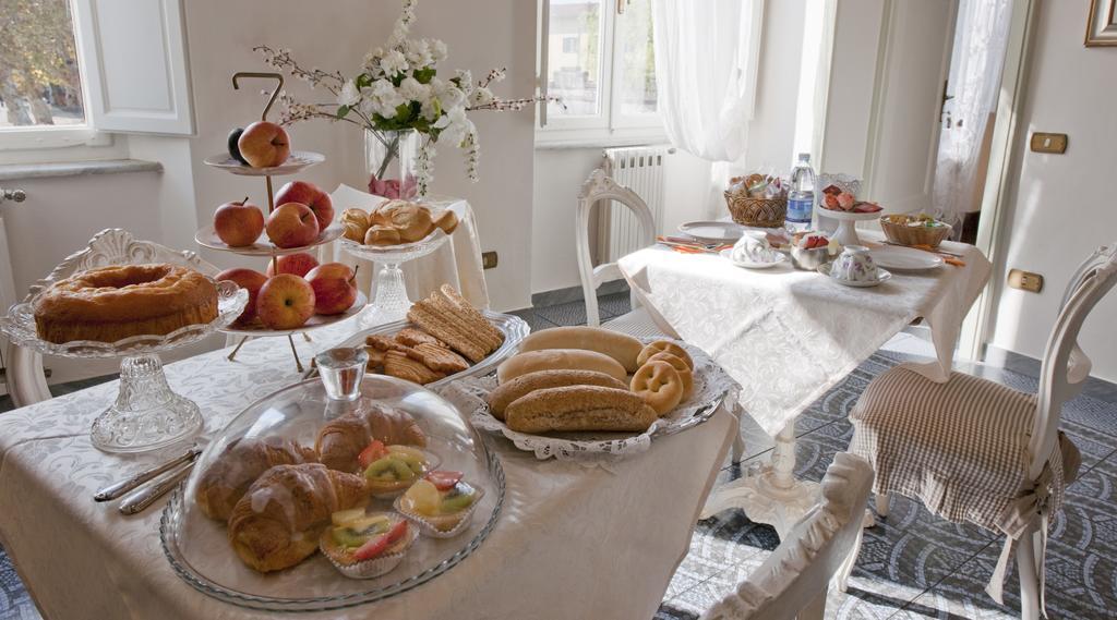 B&B Ester Pisa Exteriér fotografie